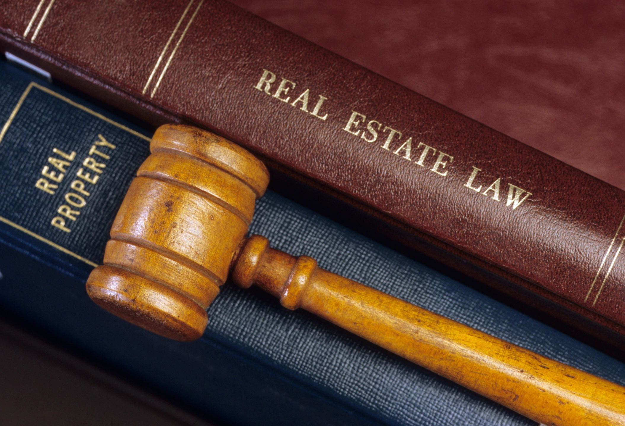 Real Estate Law chicago real estate law titcomb law group closing buying selling do you need a real estate lawyer for your property