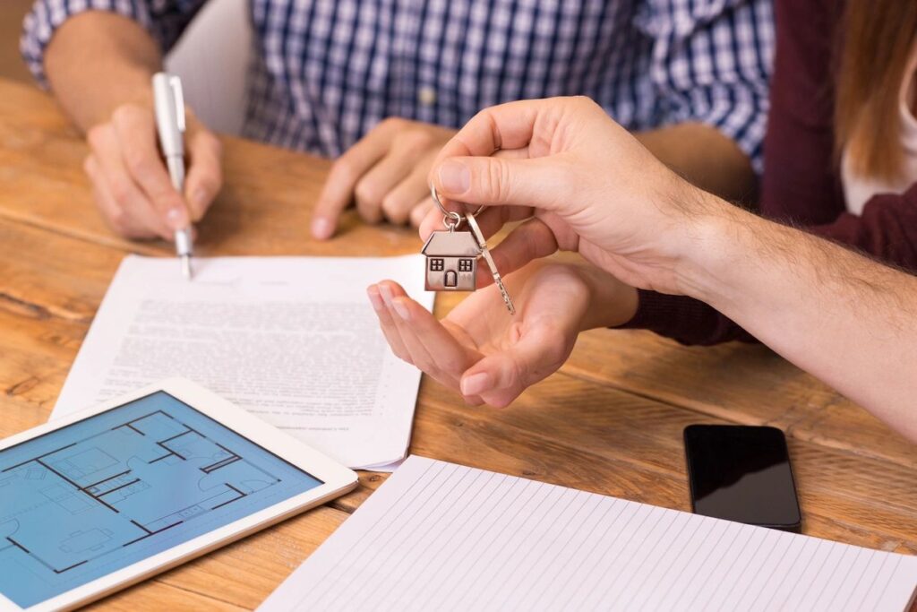 The legal side of buying a home – contract signing at a real estate closing